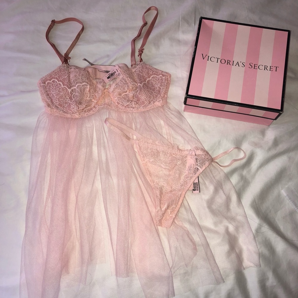 Victoria’s Secret - Pink Babydoll lingerie set
